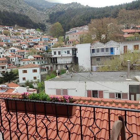Guesthouse Axieros Самотраки Екстериор снимка