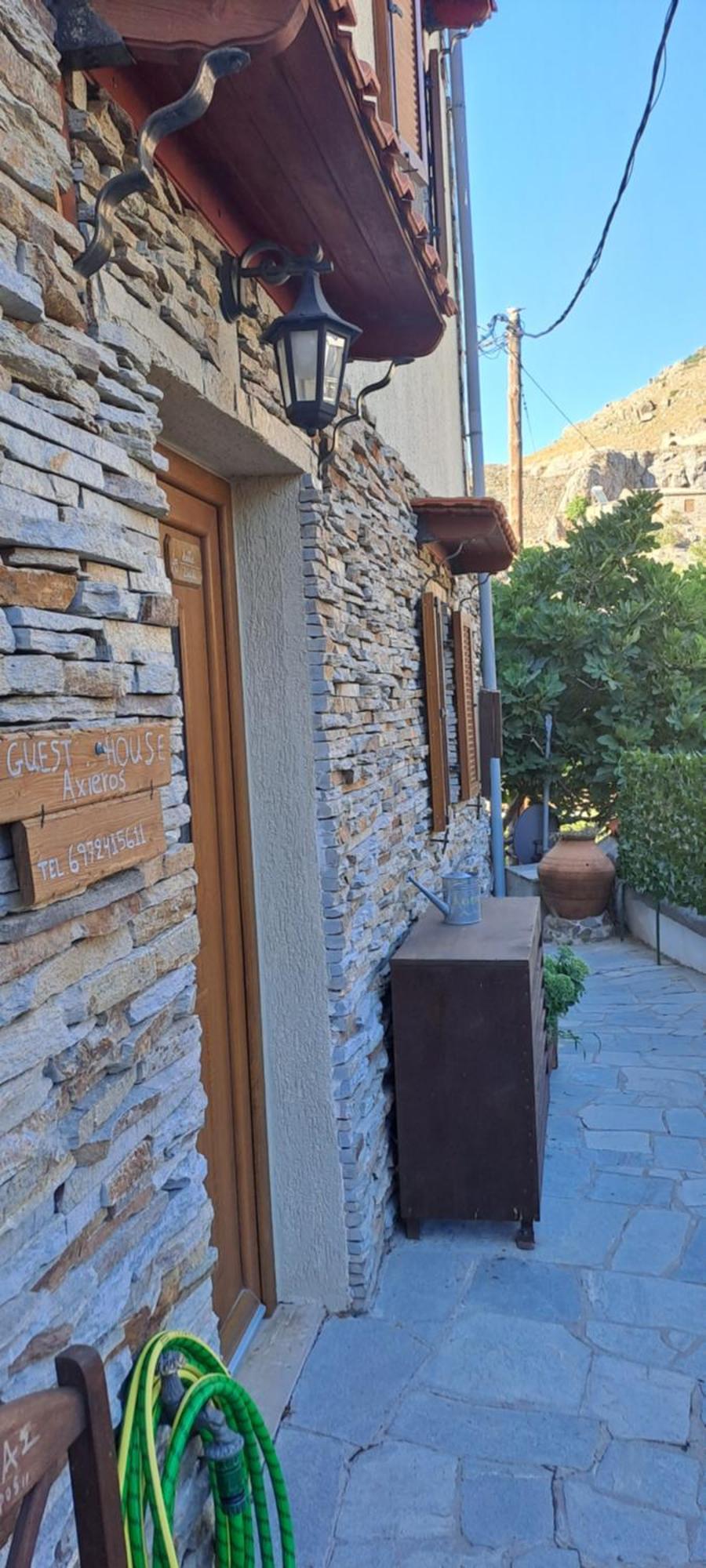 Guesthouse Axieros Самотраки Екстериор снимка