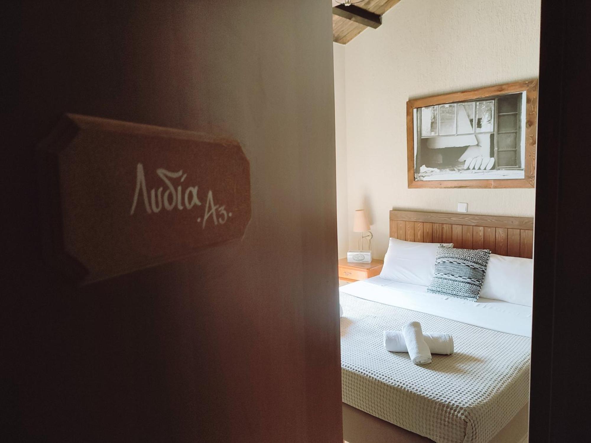 Guesthouse Axieros Самотраки Екстериор снимка