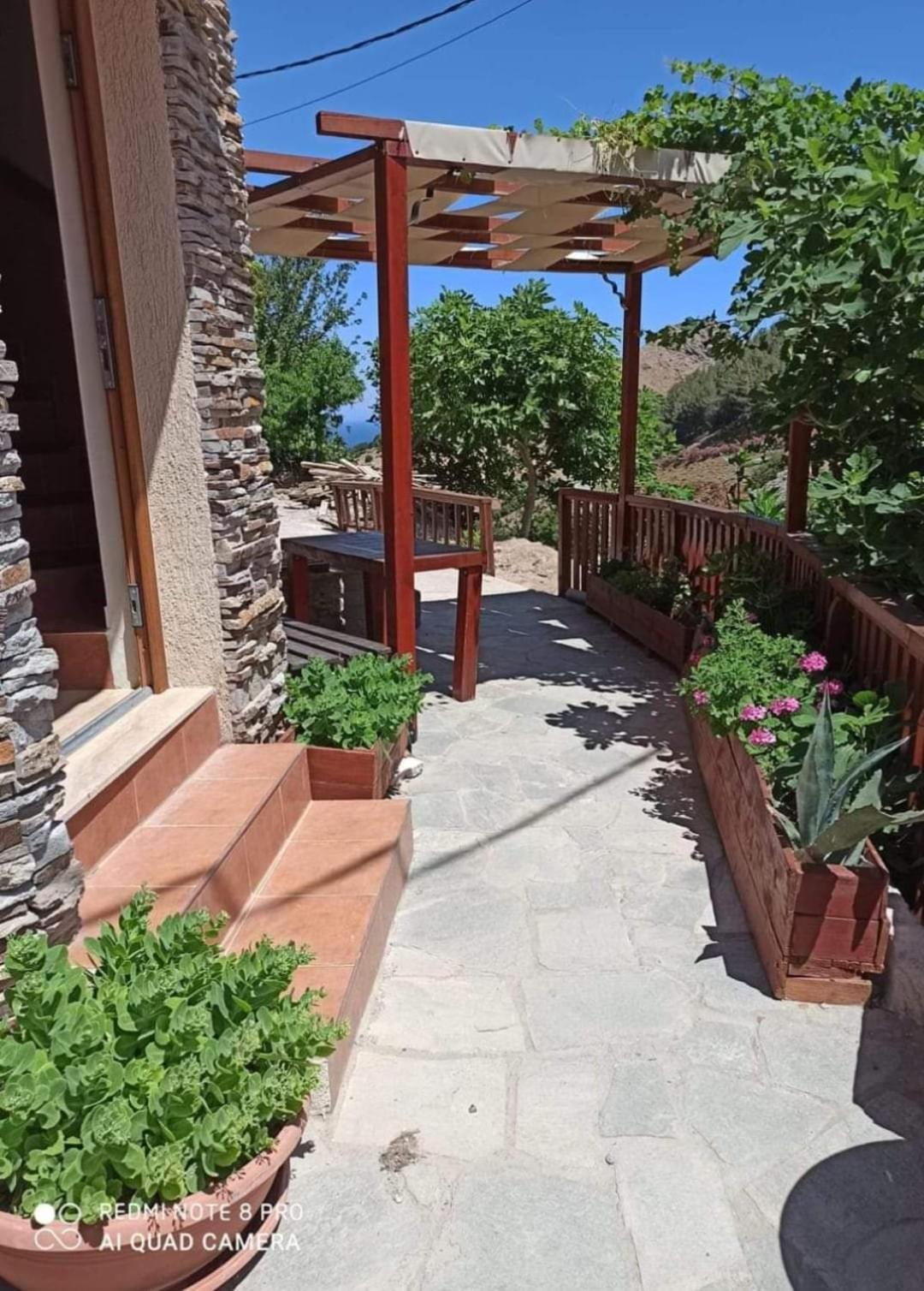Guesthouse Axieros Самотраки Екстериор снимка