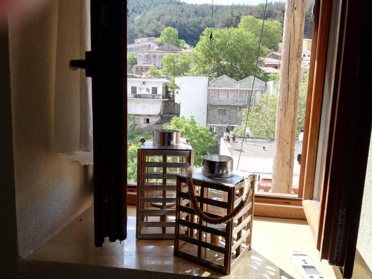 Guesthouse Axieros Самотраки Екстериор снимка