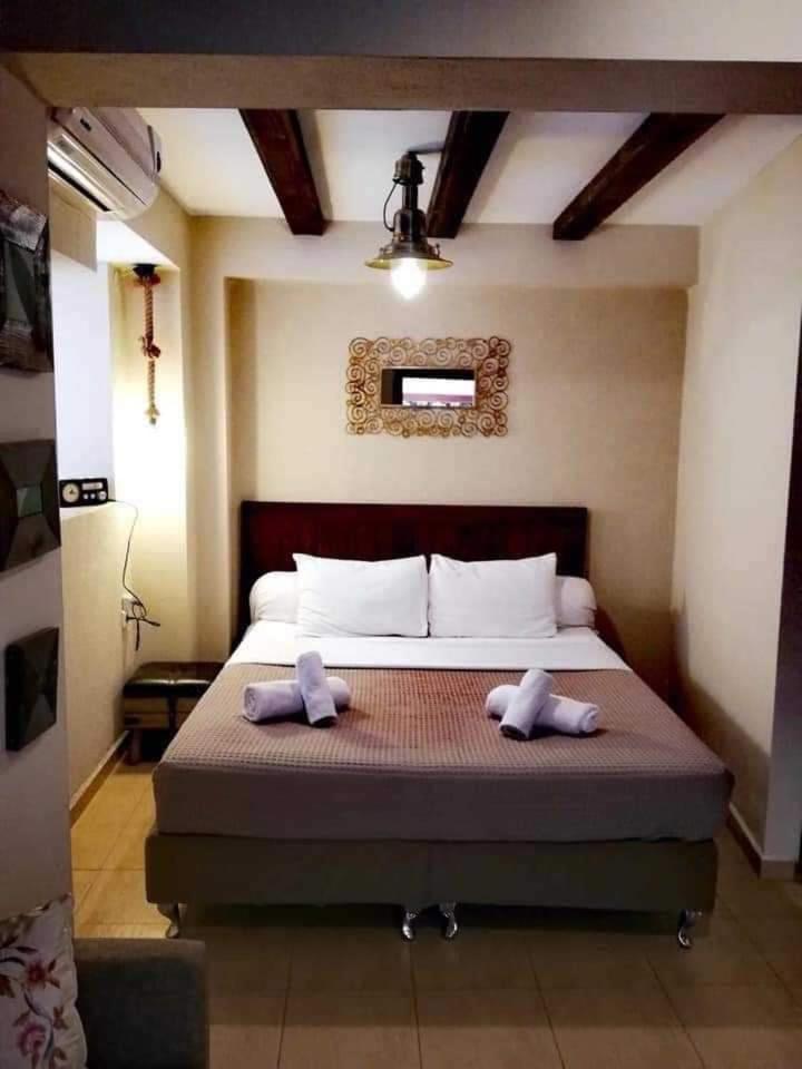 Guesthouse Axieros Самотраки Екстериор снимка